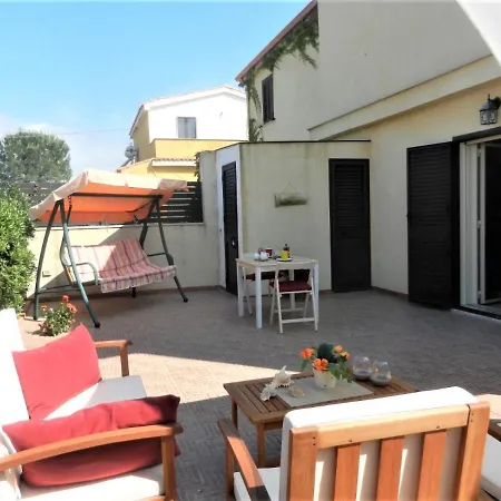 Ines - Alloggio Incantevole Con Patio Holiday home