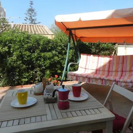 Holiday home Ines - Alloggio Incantevole Con Patio Lido di Noto